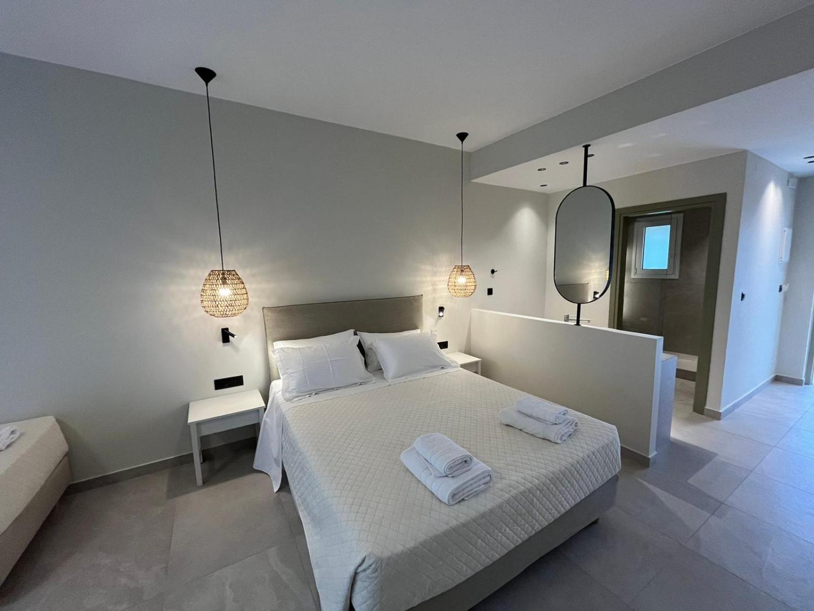 Mediterranean Sea Top Floor ปาไลโอโกรา ภายนอก รูปภาพ