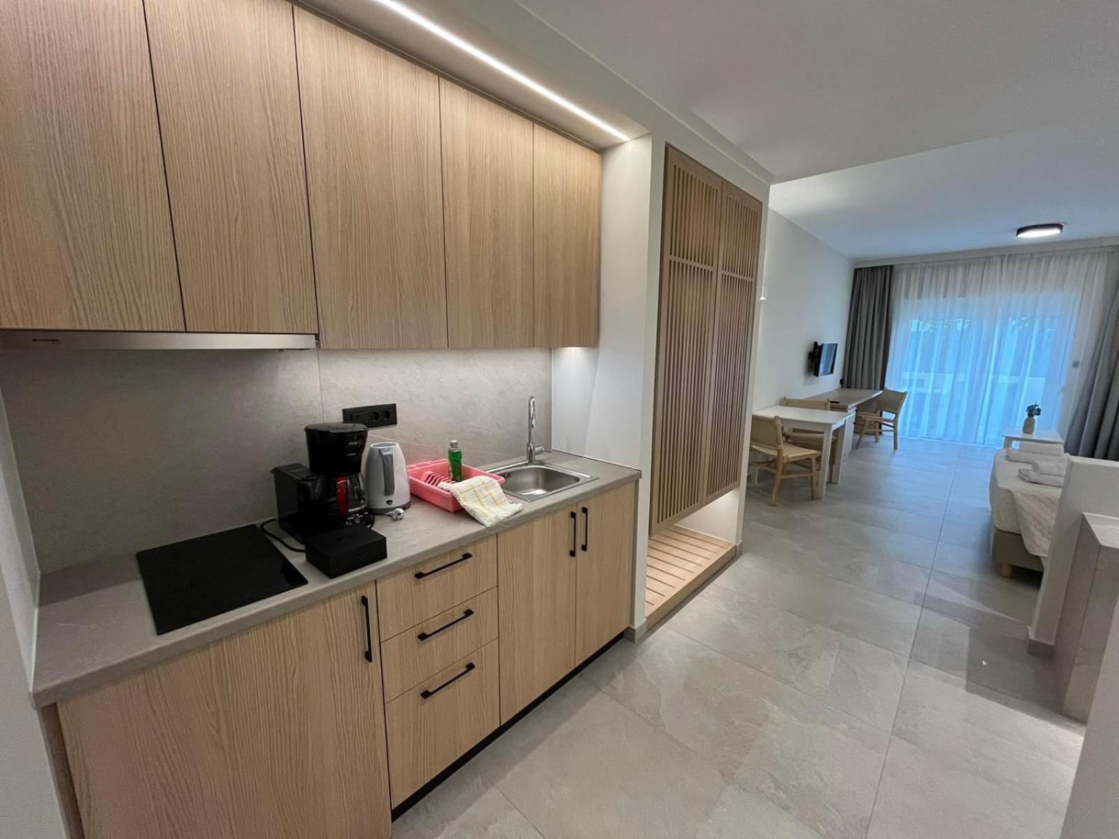 Mediterranean Sea Top Floor ปาไลโอโกรา ภายนอก รูปภาพ